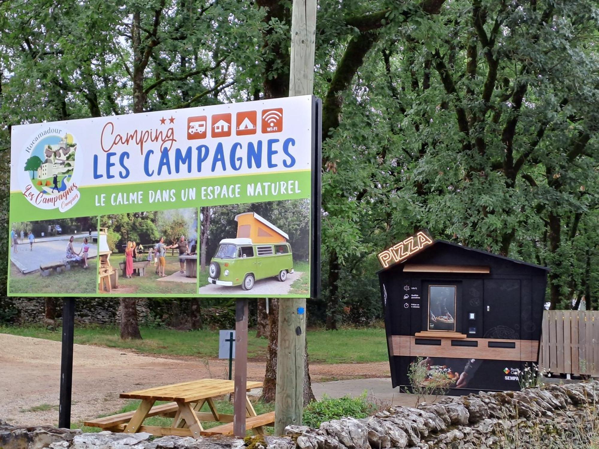 Camping Les Campagnes Рокамадур Екстер'єр фото